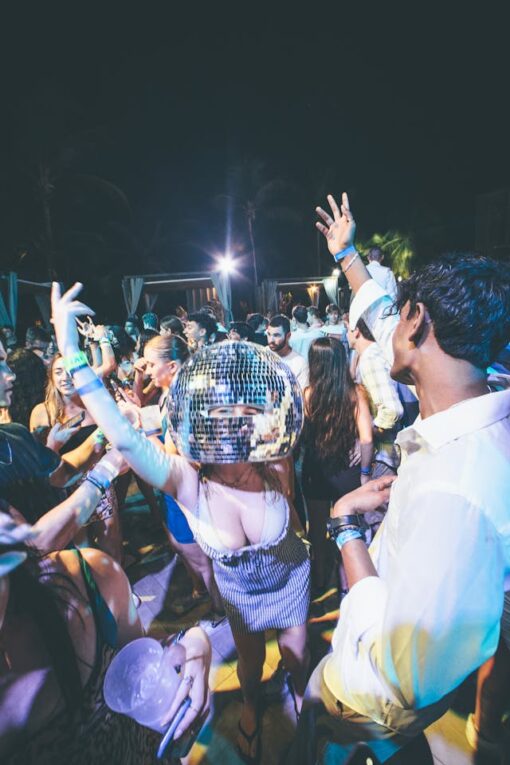 Mandala Beach Night img