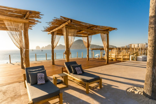 beach club img